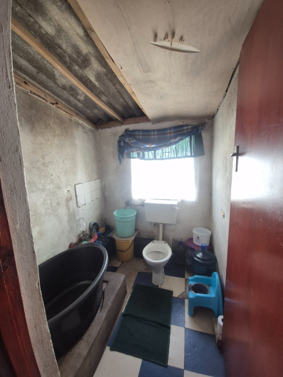 2 Bedroom Property for Sale in Kwazakhele Eastern Cape